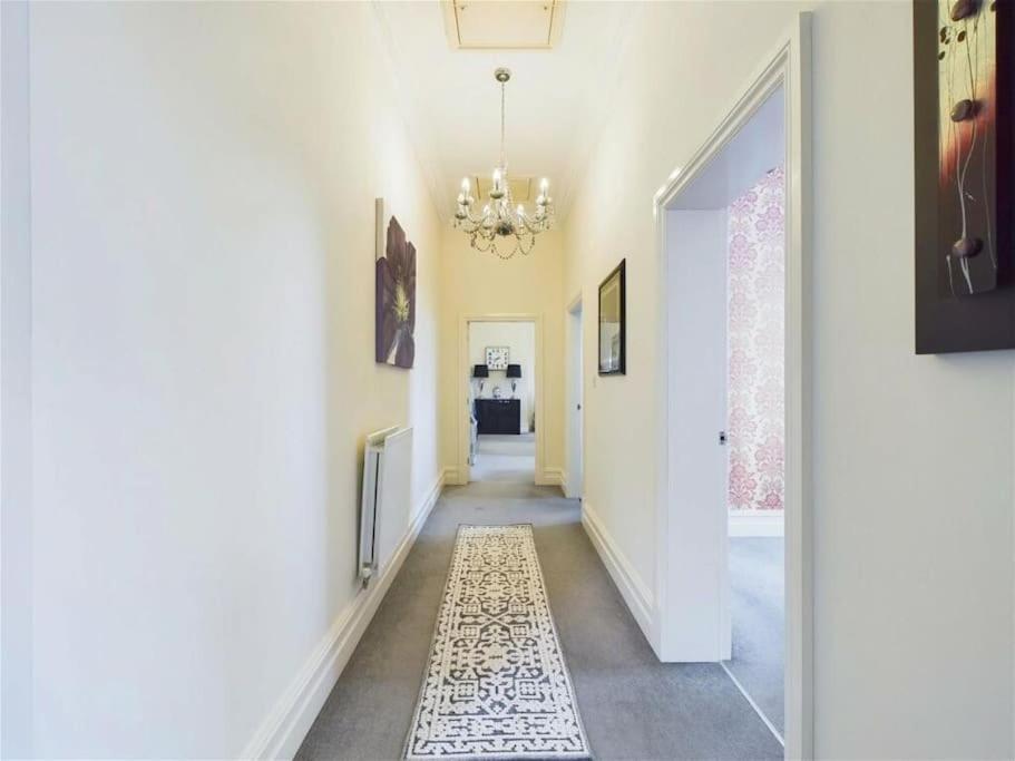 Upmarket Apartment In Ormskirk Exteriör bild